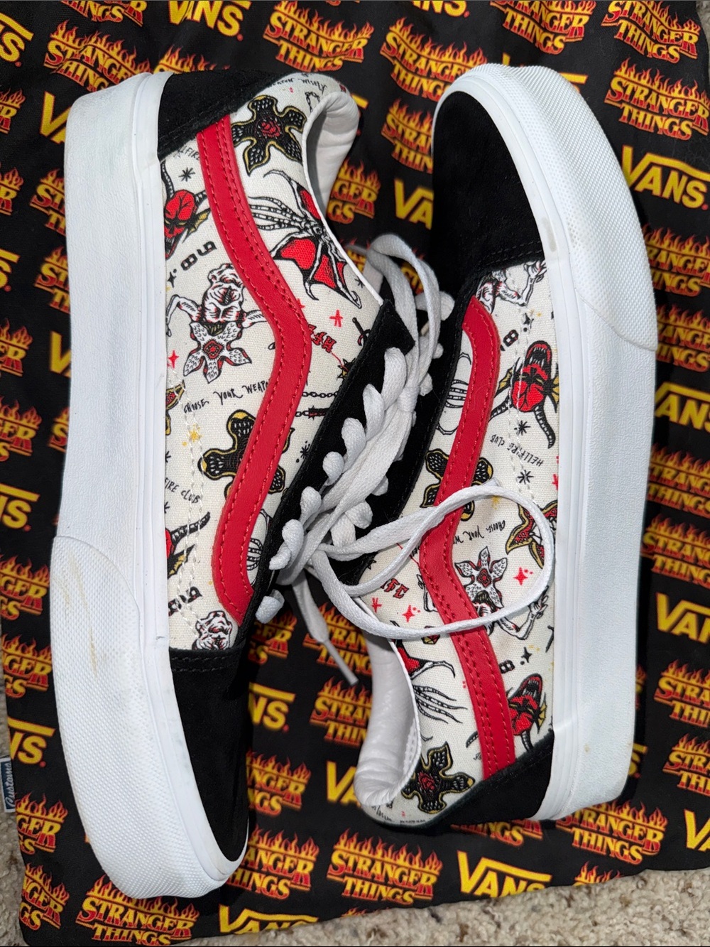 Custom Vans Stranger Things - Picture 10 of 11